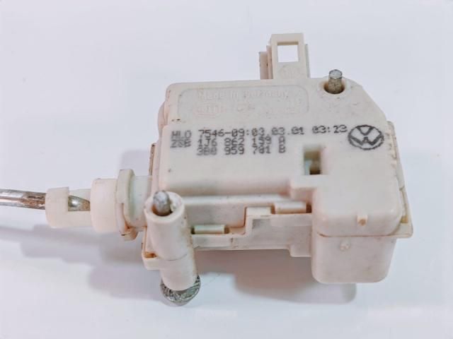 bontott VW BORA Csomagtérajtó Motor