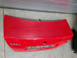 bontott VW BORA Csomagtérajtó (Részeivel)