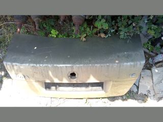 bontott VW BORA Csomagtérajtó (Részeivel)