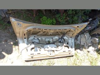 bontott VW BORA Csomagtérajtó (Részeivel)