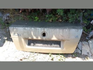 bontott VW BORA Csomagtérajtó (Részeivel)