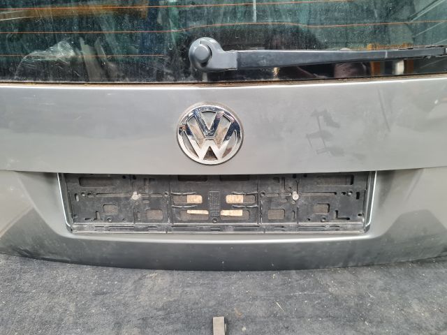 bontott VW BORA Csomagtérajtó (Részeivel)