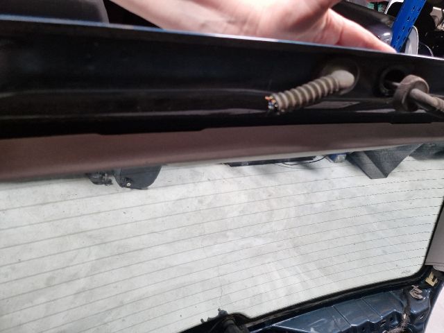 bontott VW BORA Csomagtérajtó (Részeivel)