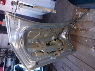 bontott VW BORA Csomagtérajtó (Üres lemez)