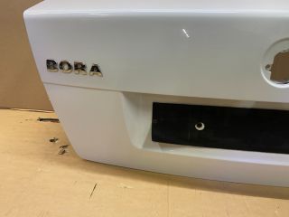 bontott VW BORA Csomagtérajtó (Üres lemez)