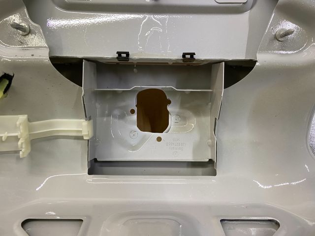 bontott VW BORA Csomagtérajtó (Üres lemez)