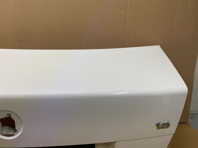 bontott VW BORA Csomagtérajtó (Üres lemez)