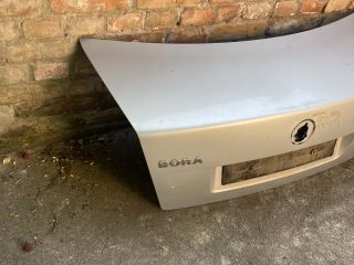 bontott VW BORA Csomagtérajtó (Üres lemez)