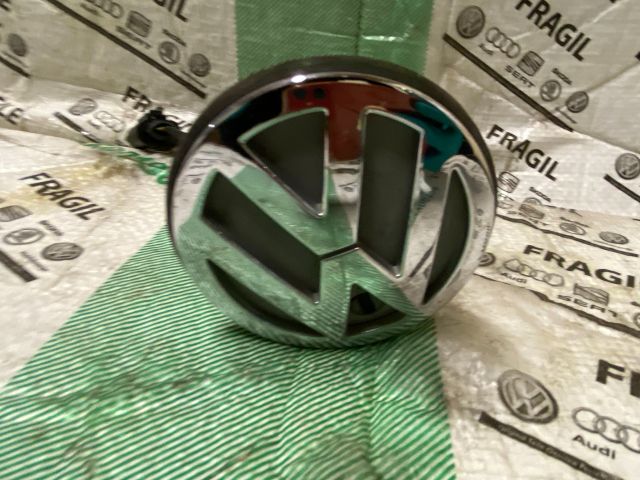 bontott VW BORA Csomagtérajtó Zárbetét