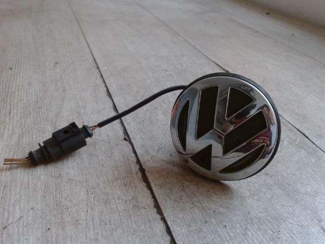 bontott VW BORA Csomagtérajtó Zárbetét