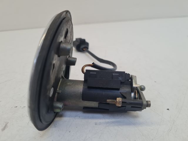 bontott VW BORA Csomagtérajtó Zárbetét