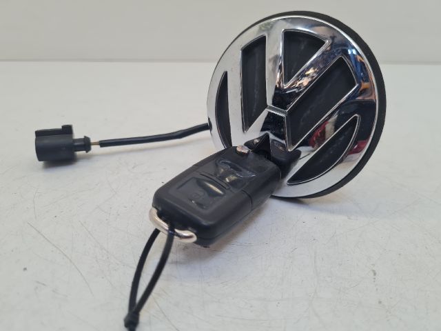 bontott VW BORA Csomagtérajtó Zárbetét