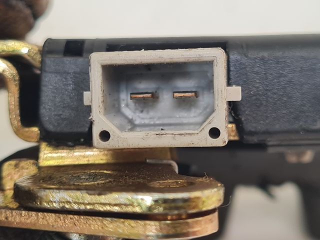 bontott VW BORA Csomagtérajtó Zárszerkezet