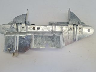 bontott VW BORA Csomagtérajtó Zárszerkezet