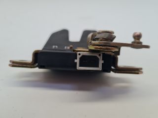 bontott VW BORA Csomagtérajtó Zárszerkezet