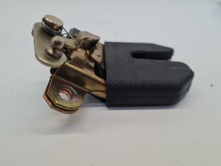 bontott VW BORA Csomagtérajtó Zárszerkezet