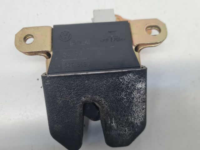 bontott VW BORA Csomagtérajtó Zárszerkezet