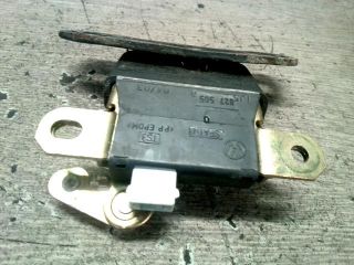 bontott VW BORA Csomagtérajtó Zárszerkezet