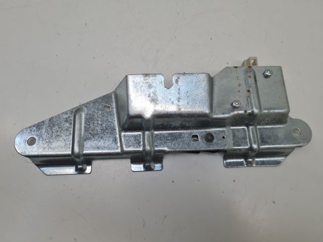 bontott VW BORA Csomagtérajtó Zárszerkezet