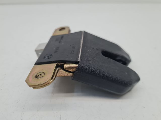 bontott VW BORA Csomagtérajtó Zárszerkezet