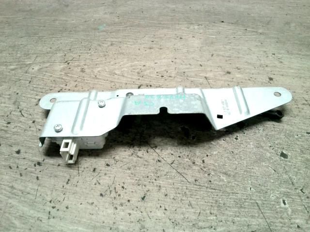 bontott VW BORA Csomagtérajtó Zárszerkezet