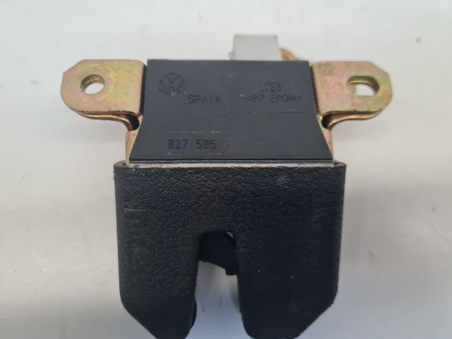 bontott VW BORA Csomagtérajtó Zárszerkezet