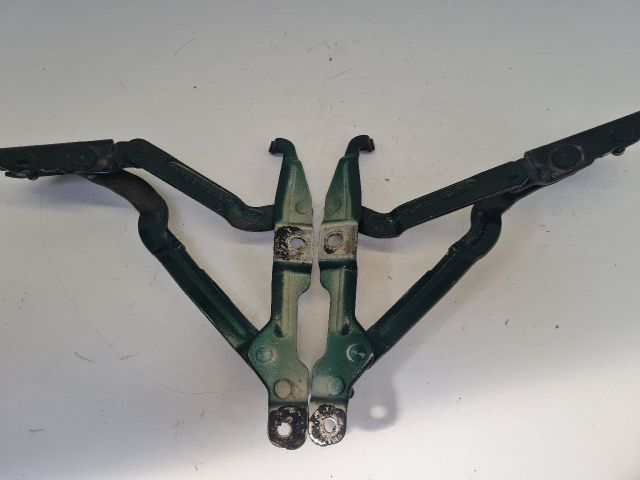 bontott VW BORA Csomagtérajtó Zsanér