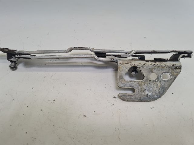 bontott VW BORA Csomagtérajtó Zsanér