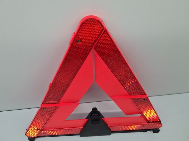 bontott VW BORA Elakadásjelző Háromszög