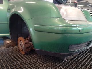 bontott VW BORA Első Ablakmosó Fúvóka