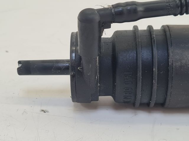 bontott VW BORA Első Ablakmosó Szivattyú