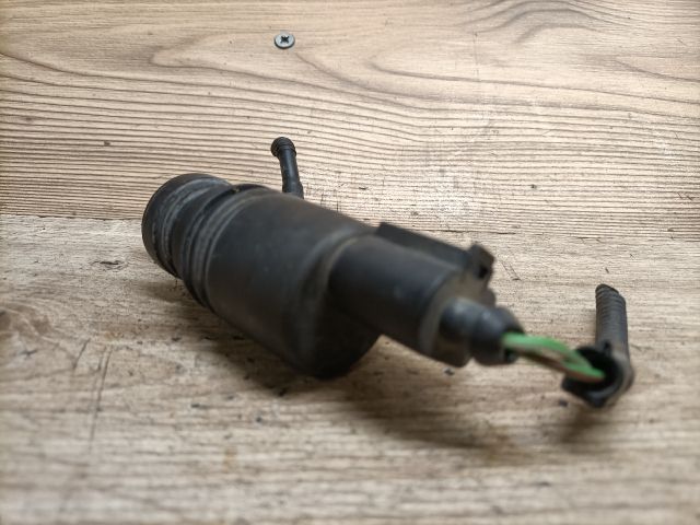 bontott VW BORA Első Ablakmosó Szivattyú