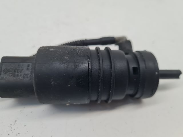 bontott VW BORA Első Ablakmosó Szivattyú