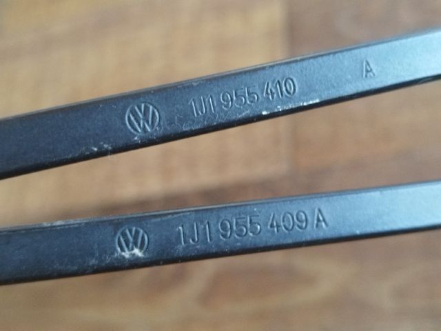 bontott VW BORA Első Ablaktörlő Kar