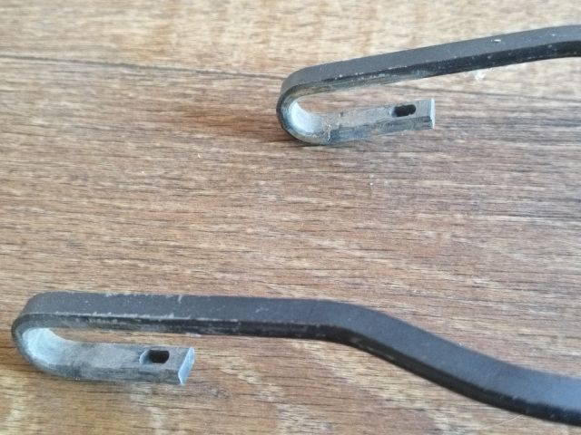 bontott VW BORA Első Ablaktörlő Kar