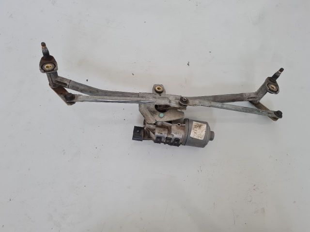 bontott VW BORA Első Ablaktörlő Szerkezet Motorral