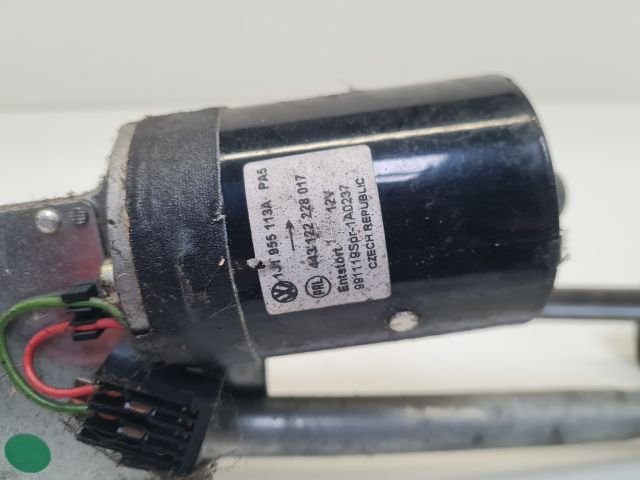 bontott VW BORA Első Ablaktörlő Szerkezet Motorral