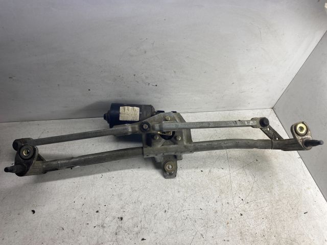 bontott VW BORA Első Ablaktörlő Szerkezet Motorral