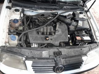 bontott VW BORA Első Ablaktörlő Szerkezet Motorral