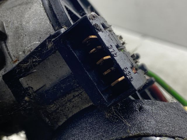 bontott VW BORA Első Ablaktörlő Szerkezet Motorral