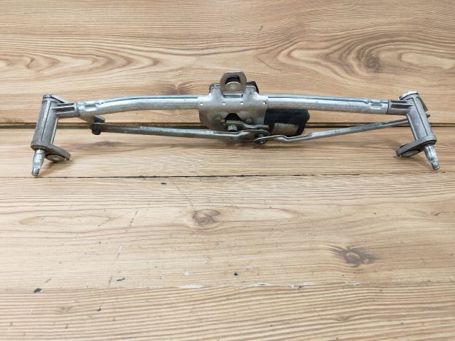 bontott VW BORA Első Ablaktörlő Szerkezet Motorral