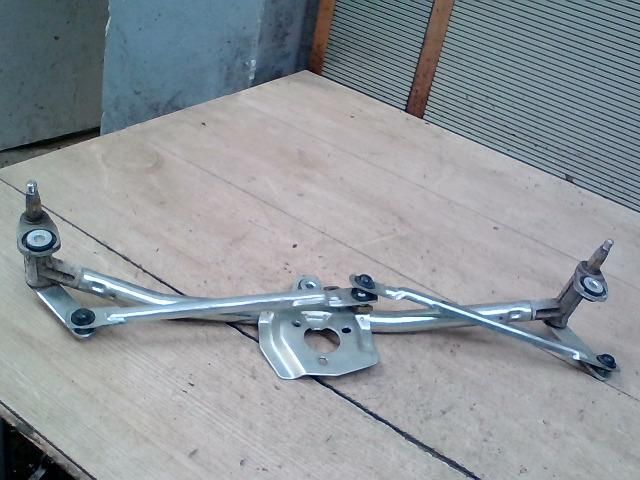 bontott VW BORA Első Ablaktörlő Szerkezet