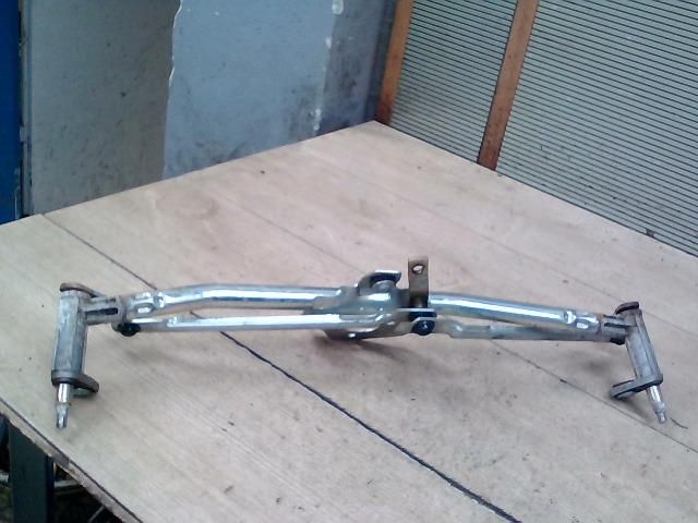 bontott VW BORA Első Ablaktörlő Szerkezet