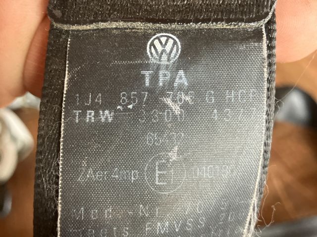 bontott VW BORA Első Biztonsági Öv Pár (Feszítővel)