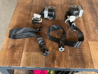 bontott VW BORA Első Biztonsági Öv Pár (Feszítővel)