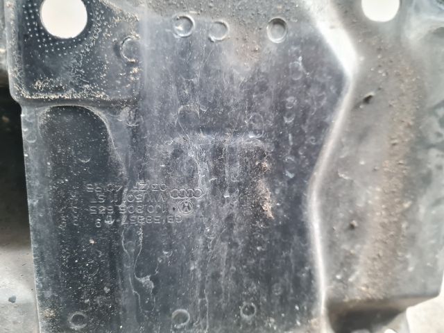 bontott VW BORA Első Lökhárító Merevítő (Fém)