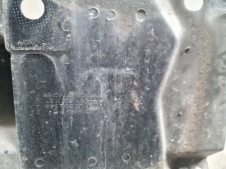 bontott VW BORA Első Lökhárító Merevítő (Fém)