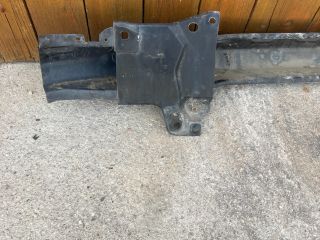 bontott VW BORA Első Lökhárító Merevítő (Fém)