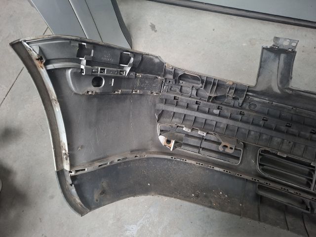 bontott VW BORA Első Lökhárító (Részeivel)