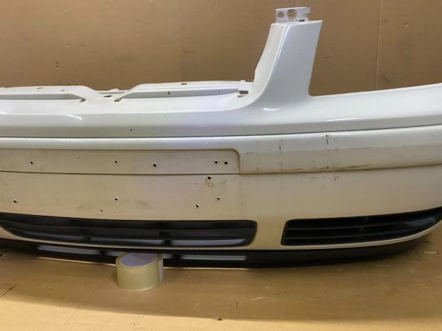 bontott VW BORA Első Lökhárító (Részeivel)